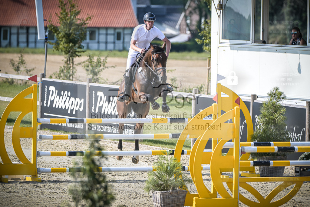 DOS_0878 | Entdecke hochwertige Reitturnierfotos von Foto Oger. Professionell, emotional und authentisch – jetzt Lieblingsmomente im Shop bestellen. - Realisiert mit Pictrs.com