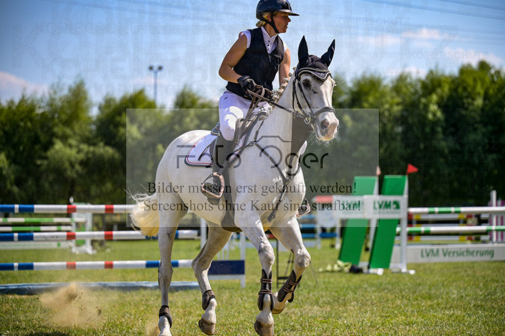 Reitturnier Voxtrup | Entdecke hochwertige Reitturnierfotos von Foto Oger. Professionell, emotional und authentisch – jetzt Lieblingsmomente im Shop bestellen.Deutschlandweite Turnierfotografie. - Realisiert mit Pictrs.com