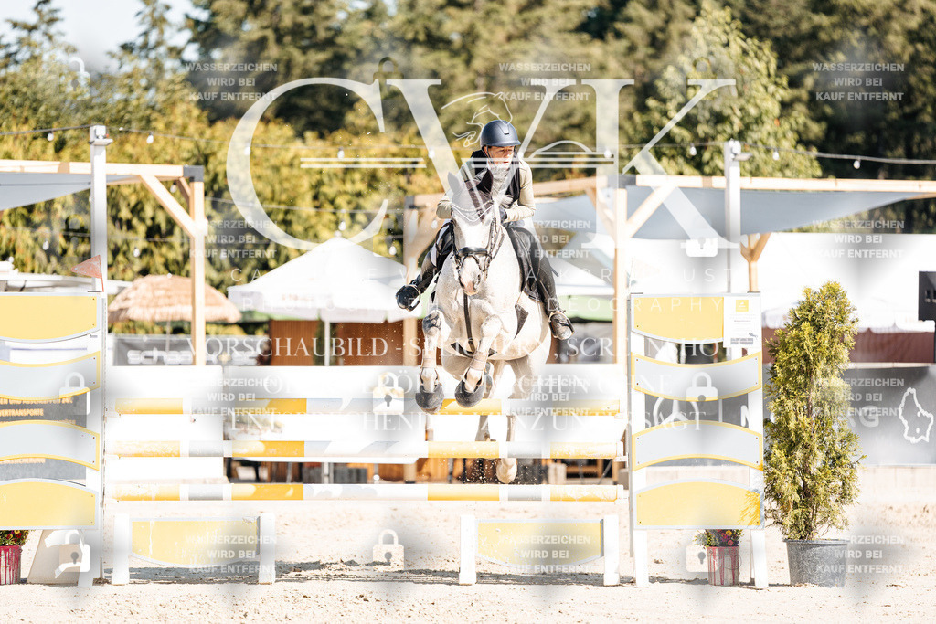 CK902568 | Turnierfotografie Pferdefotografie Trier Rheinland-Pfalz Pferdesport Reitsport Tierfotografie Sportfotografie Pferdevideo Pferdevideografie Equestrianvideography equestrianphotography  - Realisiert mit Pictrs.com
