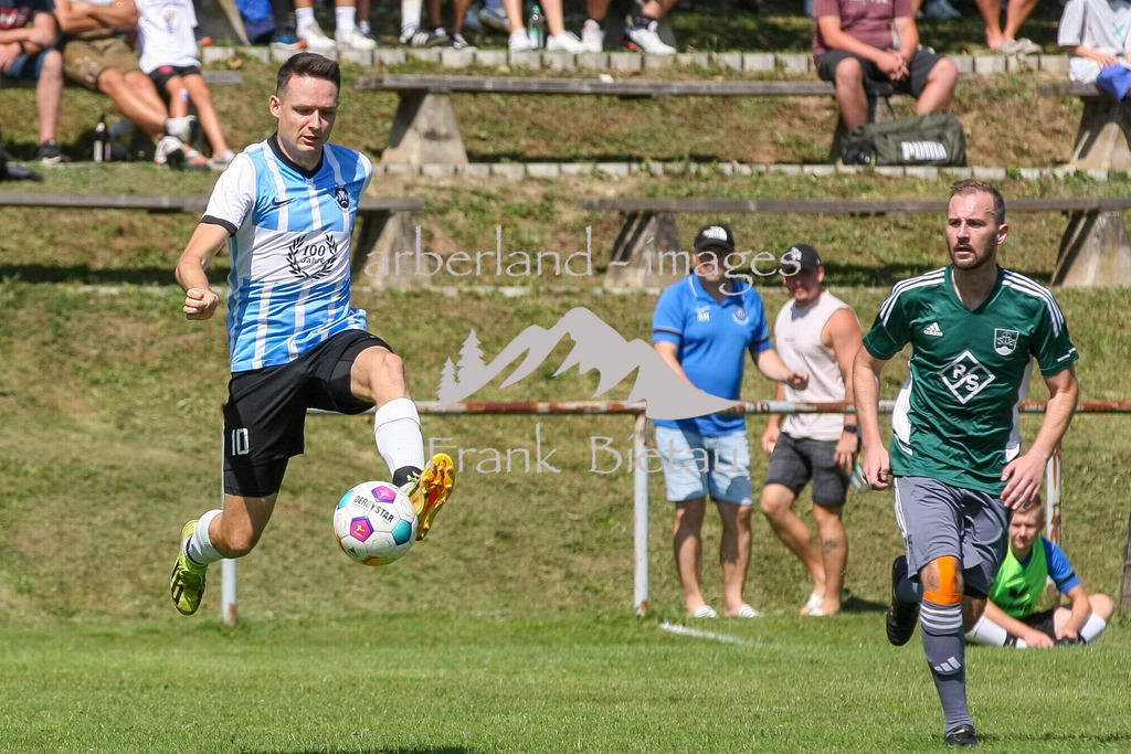 993T4232 | Medien- Sport- Entertainmentfotos