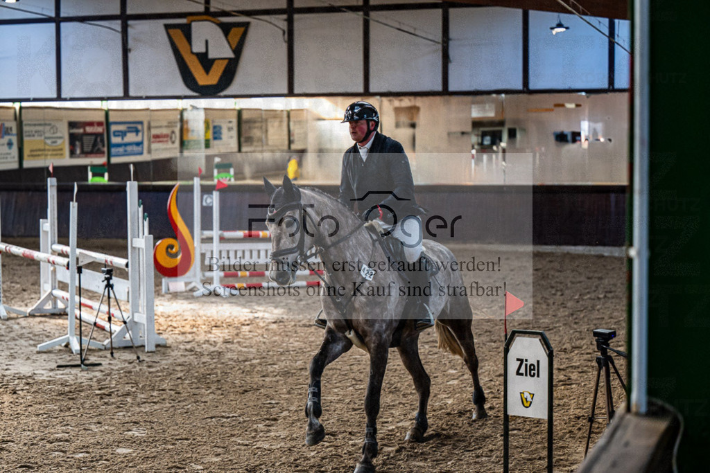 20240308-DOS_2864 | Entdecke hochwertige Reitturnierfotos von Foto Oger. Professionell, emotional und authentisch – jetzt Lieblingsmomente im Shop bestellen.Deutschlandweite Turnierfotografie. - Realisiert mit Pictrs.com