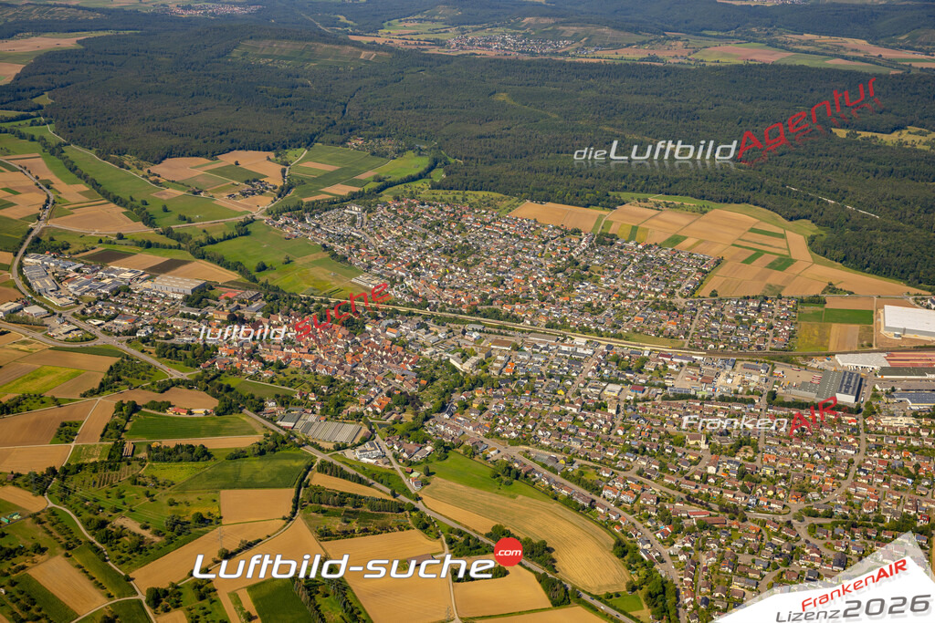 Das Luftbild zeigt :  Illingen - Die Luftaufnahme wurde 2024 vom UL-Flugzeug aus erstellt ( keine Drohne ) - Hochauflösende Luftaufnahme - Für grossformatige Ausdrucke geeignet. Die Geschenkidee !Mit Lizenz und Bildrechte bestellbar