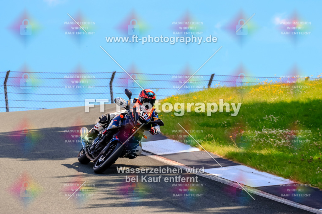 _TCM4314 | Hier findet Ihr Bilder von Touristenfahrten auf der Nürburgring Nordschleife oder von anderen Veranstaltungen die ich besucht habe. Viel Spass beim Durch Schauen 