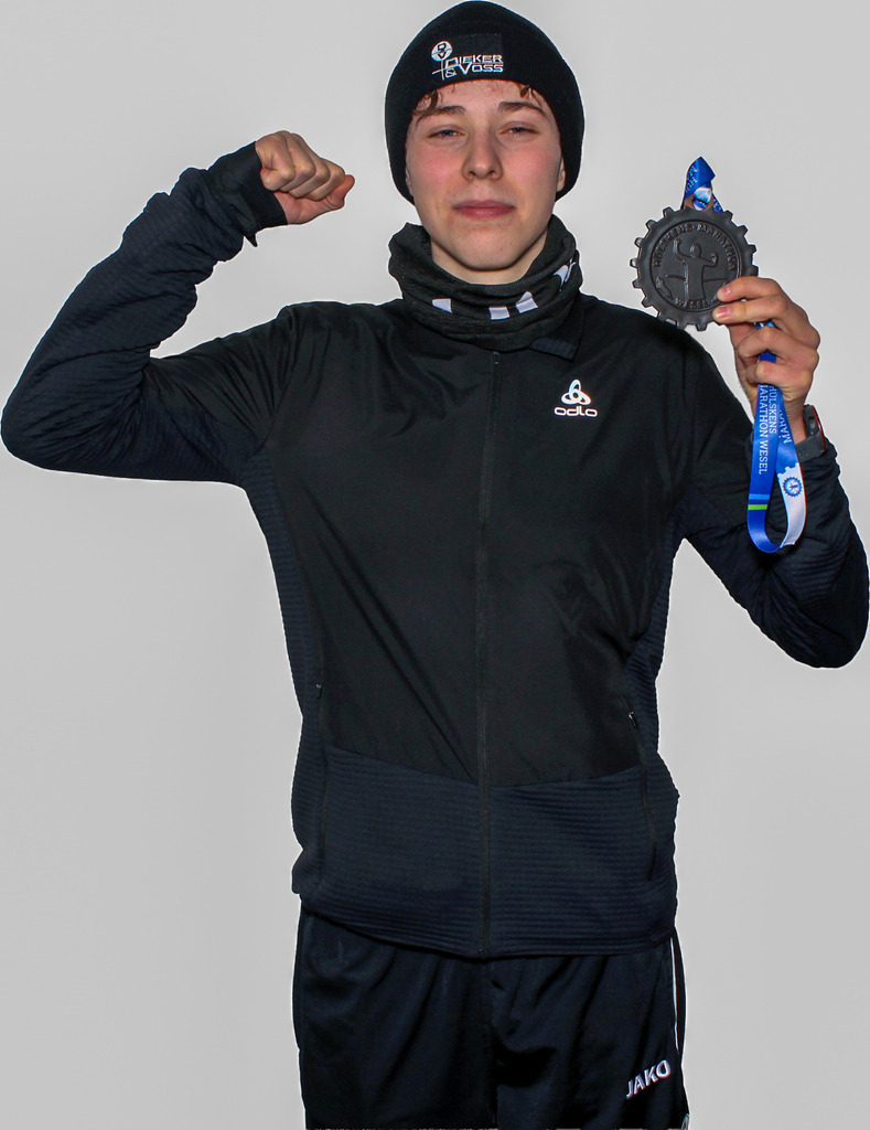 top-top.de-20260104-543 | Foto, Video, Fotografie, Videografie, Fotobox, DJ, Discjockey, Musik, Musikbox, Veranstaltung, Photobooth, Amazon, Ebay, Buchtipp, Bestseller, Autor, Verlag, Buch, Wesel, Hamminkeln, NRW, Dinslaken, Rees, Drohne, Hochzeit, Party, Fotobox, Wesel, Fotograf