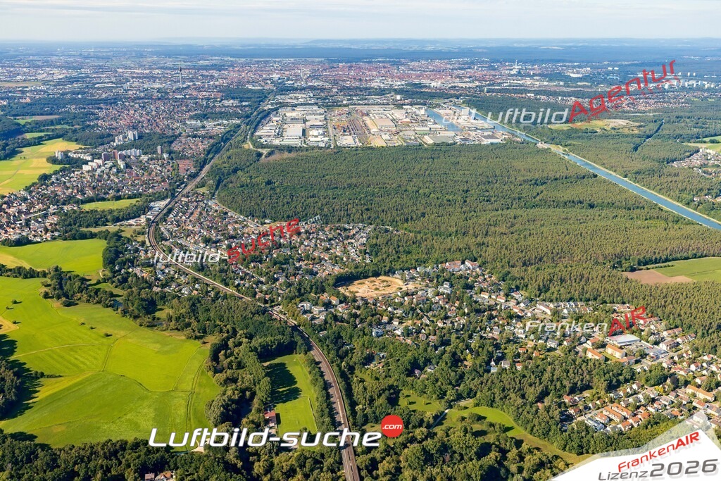 Klassische Luftaufnahme ohne Drohne zeigt:Katzwang bei Nürnberg - Die Luftbildaufnahme wurde 2025 vom UL-Flugzeug heraus erstellt ( keine Drohne ) - Hochauflösende Luftaufnahme -Nicht vergleichbar mit Google Maps oder Satelittenbilder- Die Geschenkidee !Mit Lizenz und Bildrechte bestellbar