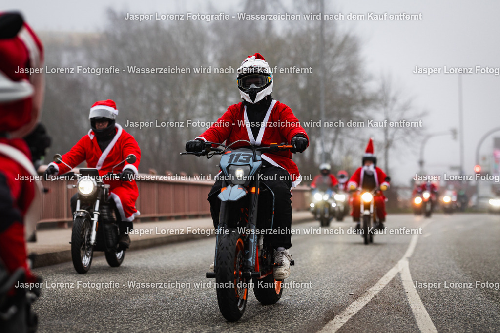 X-Mas Ride I Kiel I 2025 | Jasper Lorenz Fotografie - Realisiert mit Pictrs.com