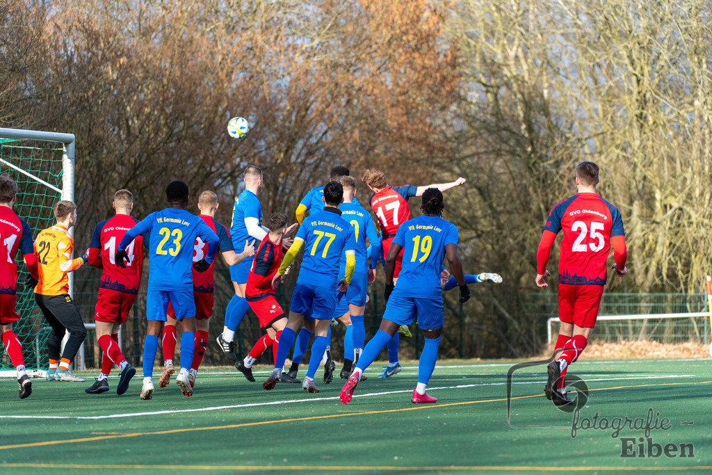 GVO Oldenburg-VFL Germania Leer | Herren Bezirks-Testspiel; GVO Oldenburg (rot)-VFL Germania Leer (blau) am 02.03.2025 in Oldenburger (Sportpark Osternburg); Photo: Philip Eiben 2025 - Realisiert mit Pictrs.com