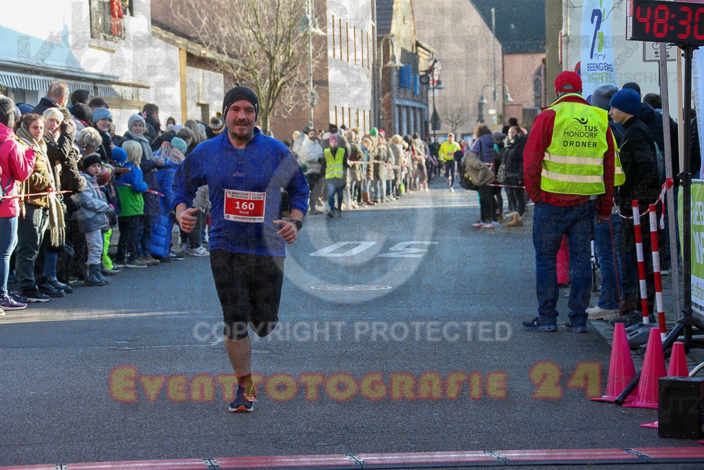 241201_1224_EX1_2018 | Sportfotografie im Rhein-Sieg Kreis, Köln, Bonn, NRW, Rheinland Pfalz, Hessen, etc. Unser Tätigkeitsfeld umfasst den Laufsport vom Volkslauf über den Marathon, Duathlon, Triathon bis zum Ultralauf wie Kölnpfad Ultra oder Schindertrail.