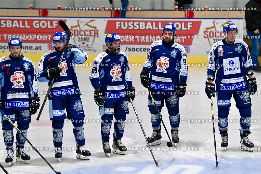 ESC Steindorf vs. ESV Ferlach | ESC Steindorf Mannschaft, #19 Friedrich Lukas ESC Steindorf, #12 Petrik Benjamin ESC Steindorf, #69 Kreuzer Philipp ESC Steindorf, #95 Gelfanov Ruslan ESC Steindorf, #18 Pewal Martin ESC Steindorf, ESC Steindorf vs. ESV Ferlach, ESC Steindorf vs. ESV Ferlach am 19.10.2024 in Steindorf (Ossiachersee Halle), Austria, (Photo by Bernd Stefan)