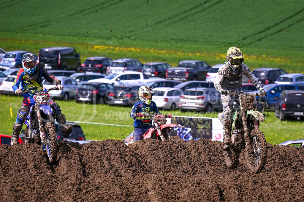 Motocross Schlatt bei Winterthur - 29. April 2023 | Fahrer in der Kategorie MX2 am Motocross Schlatt bei Winterthur, 29. April 2023.
Instagram: @mx_schlatt | @mc_wila | @sam_schweiz
Bild: Sportfotografie Markus Aeschimann | www.markus-aeschimann.ch - Realisiert mit Pictrs.com
