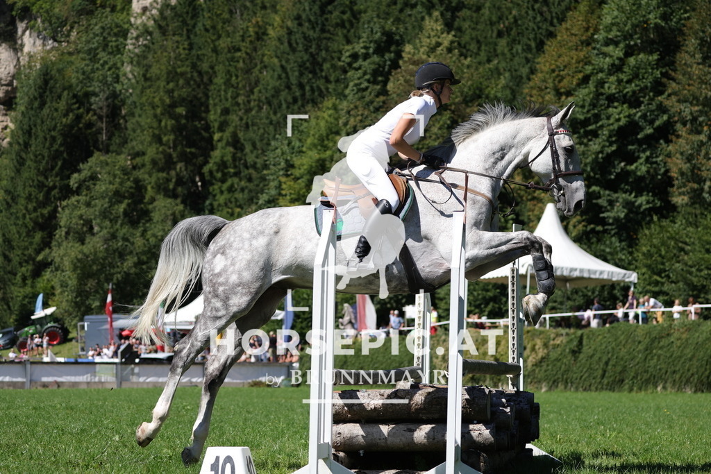 0P6A6880 | Willkommen bei Brunnmayr - Design & Fotografie – Ihrem Spezialisten für Reitturniere und Pferdeveranstaltungen in Oberösterreich, Salzburg und Bayern! Seit über 17 Jahren sind wir leidenschaftlich dabei.