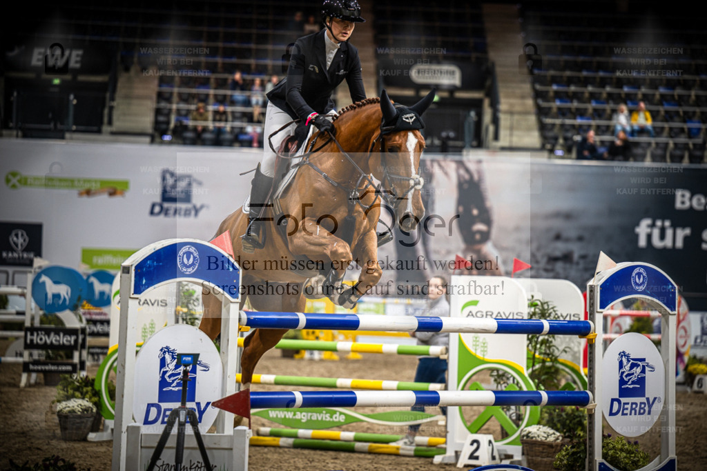 DOS_0811 | Entdecke hochwertige Reitturnierfotos von Foto Oger. Professionell, emotional und authentisch – jetzt Lieblingsmomente im Shop bestellen. - Realisiert mit Pictrs.com