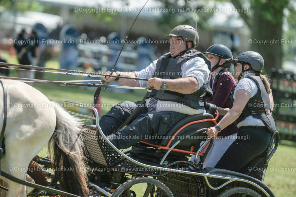 20230528_Jump-and-Drive_0153 | equistock