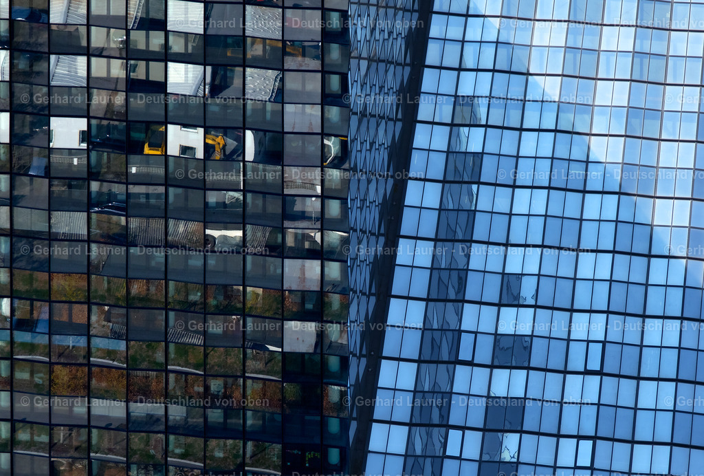 9102078 | Glasfassade Gebäude Süddeutscher Verlag, München