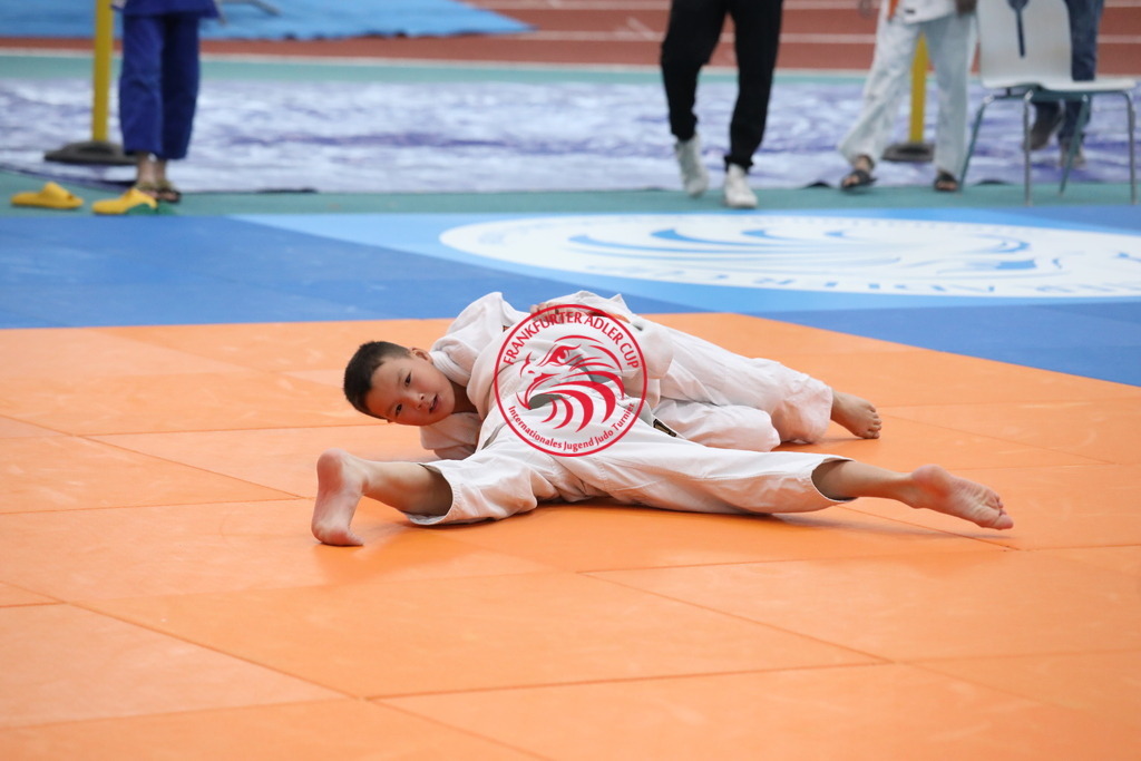 1J7A2342 | Fotos vom Adler Cup - Pictures from Adler Cup

Hier findet Ihr alle Eindrücke und großen Momente der Adler Cup Wochenenden. Here you will find all impressions and great moments of the Adler Cup weekends. - Realisiert mit Pictrs.com