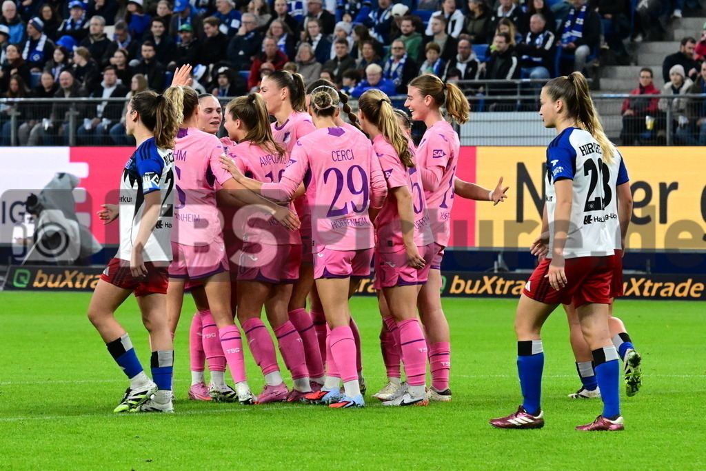 KBS Picture_HSV-Hoffenheim_Frauen_008 | Hoffenheim Frauen Torjubel zum 2:0 Torschuetze ist Ampoorter Valesca (TSG Hoffenheim Frauen) ,Sportplatz :  Volksparkstadion, - Realisiert mit Pictrs.com