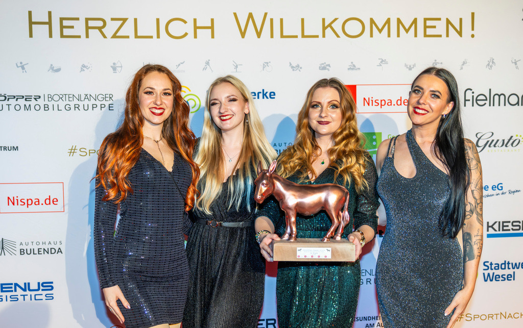 top-top.de 260306-200 | Foto, Video, Fotografie, Videografie, Fotobox, DJ, Discjockey, Musik, Musikbox, Veranstaltung, Photobooth, Amazon, Ebay, Buchtipp, Bestseller, Autor, Verlag, Buch, Wesel, Hamminkeln, NRW, Dinslaken, Rees, Drohne, Hochzeit, Party, Fotobox, Wesel, Fotograf