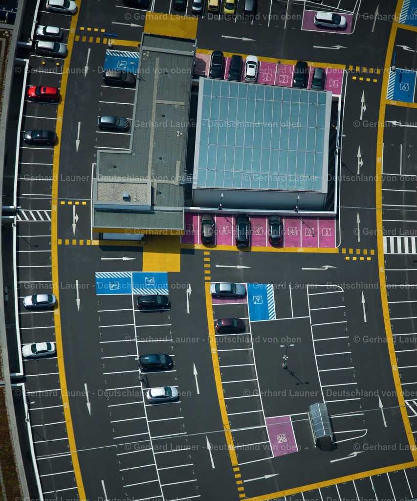 3805484 | Parkplätze auf dem Dach des Einkaufzentrums Palais Vest, Recklinghausen