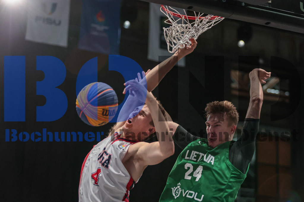 SES_RRG3x320250720-257 | bond - Realisiert mit Pictrs.com