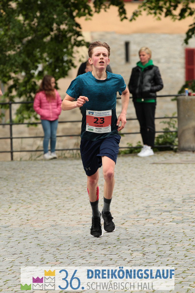 VR Bank Hauptlauf 10km | 3königslauf 2022 VR Bank Hauptlauf - Realisiert mit Pictrs.com