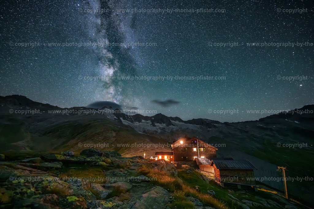 Milchstrasse über Zittauerhütte Wildgerlostal copyright  Thomas Pfister-2 | PHOTOGRAPHY BY THOMAS PFISTER