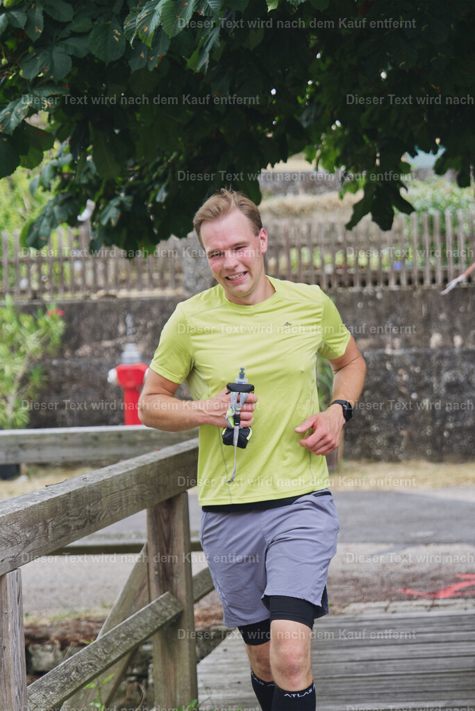 cineathletes-2025-07-12-13-10-1 | Sportfotografie rund um Obstacle Course Racing und Trail Run - Realisiert mit Pictrs.com