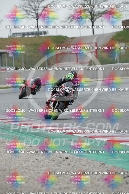 2025_04_13_PBK_33556 | Sportfotografie; SlowMotion; Video; Rennstrecke; Hafeneger; Speer; Racing; RSE; BMW; CBO; Trackday; Motorsportarena; Hockenheimring; Brno; Most; Barcelona; Valencia