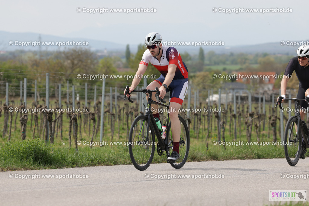 368A4840 | Neusiedlersee Radmarathon 2026@sportshot_your_pictrs #yourpictures#roadtowm2029 #nrm #neusiedlerseeradmarathon #neusiedlersee #neusiedlerseetourismus #burgenland #mörbisch #nrm26 #burgenlandtourismus #voglundco #poweredbyburgenlandtourismus #radsport #rad #marathon #ucigranfondo #visitburgenland #ucigranfondoworldseries