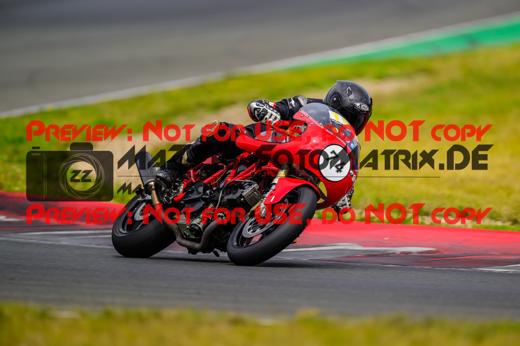 MaZZes_FotoMatrix_240724_6007705_8945 | GELB