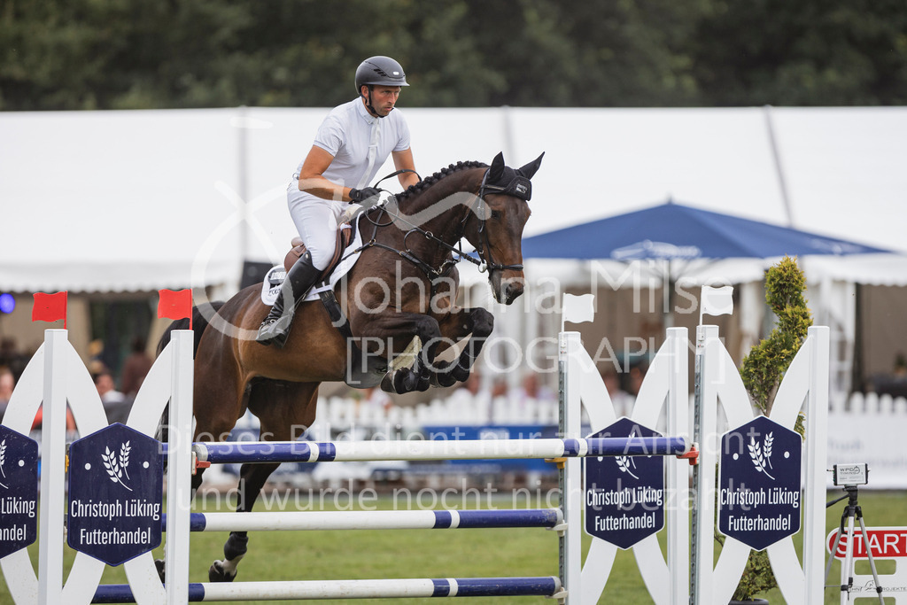 240719_LC_Youngster-M-312 | Deine schönsten Turniermomente als professionelle Fotos! Entdecke hochwertige Pferdesport-Fotografie im Online-Shop. Jetzt Fotos finden & bestellen!