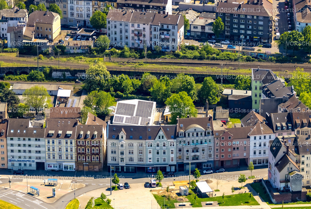 Hagen230502123 | Luftbild, Bahnhofshinterfahrung, Wohnhäuser Wehringhauser Straße am Park Bohne, Wehringhausen, Hagen, Sauerland, Nordrhein-Westfalen, Deutschland