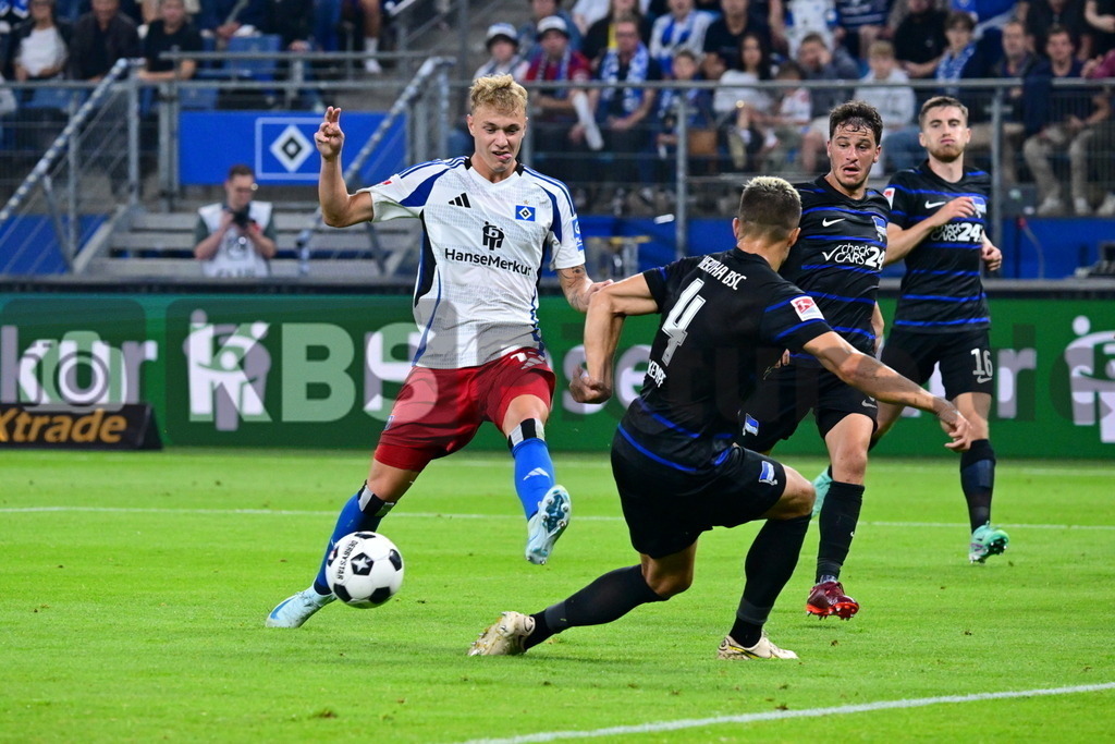 KBS Picture_HSV-HerthaBSC_009 | v.l. Karabec Adam (HSV) , Kempf Marc Oliver (Hertha BSC) ,Sportplatz :  Volksparkstadion, - Realisiert mit Pictrs.com