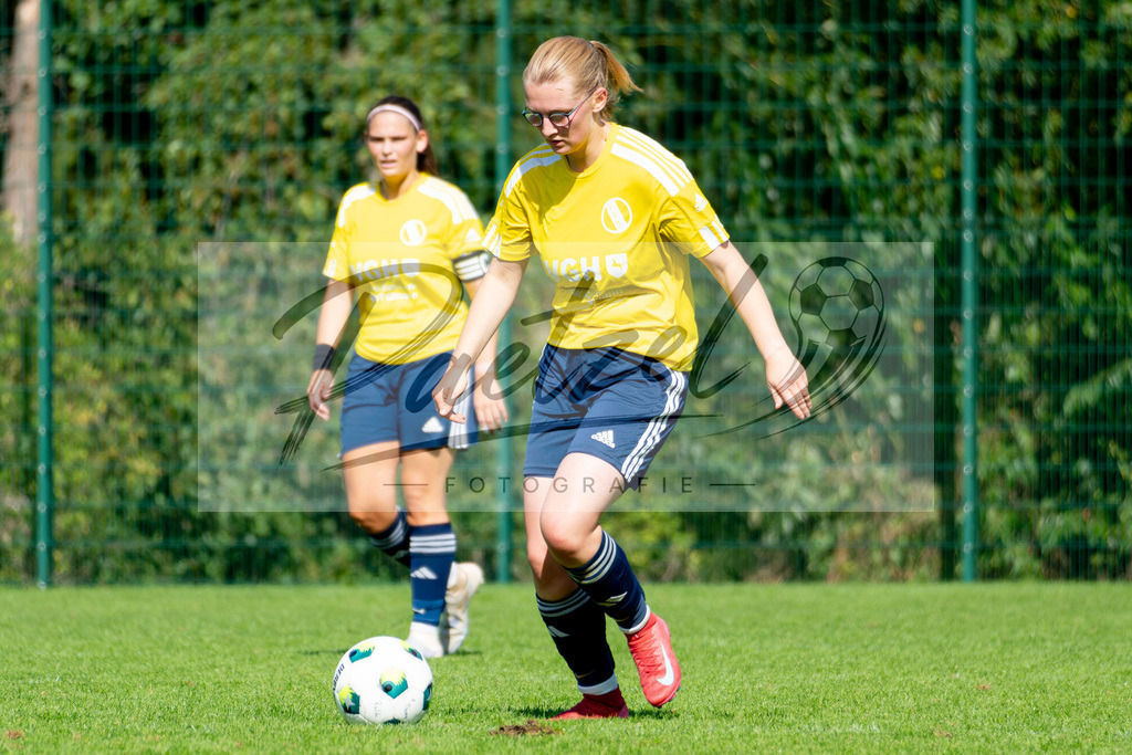 20260906_RULSVK_0386 | Fußball, Frauen:   beim Spiel der Kreisliga zwischen SG Rulle/Haste vs. SV Kettenkamp am 06.09.2026 im Stavermann-Sportpark in Rulle/Wallenhorst, Deutschland.(Foto von Nico Paetzel) - Realisiert mit Pictrs.com