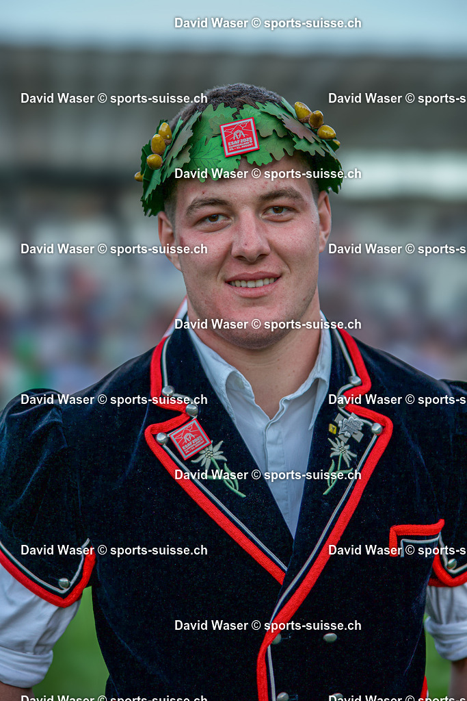 253108 Bissig Lukas __  Arena_s Umzug _ L_Eidg. Schwing- und Älplerfest (ESAF) Glarnerland+_ Mollis_ le 31.08.2025 _ sports-suisse.ch _ (1) | 253108 Bissig Lukas **  Arena's Umzug à L'Eidg. Schwing- und Älplerfest (ESAF) Glarnerland+, Mollis, le 31.08.2025 " sports-suisse.ch "