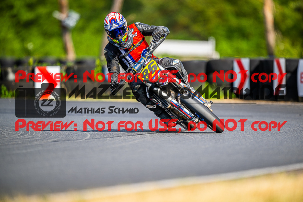 MaZZes_FotoMatrix_220528_3014 | Fotograf Mathias Schmid
Sportfotograf,
Eventfotograf,
Hochzeitsfotograf,
Portraitfotograf