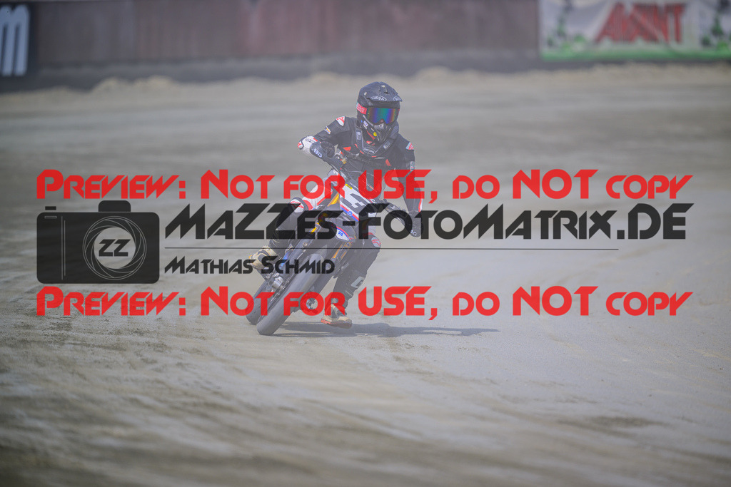 MaZZes_Fotomatrix_20250503_6007705_2802-2 | UE40