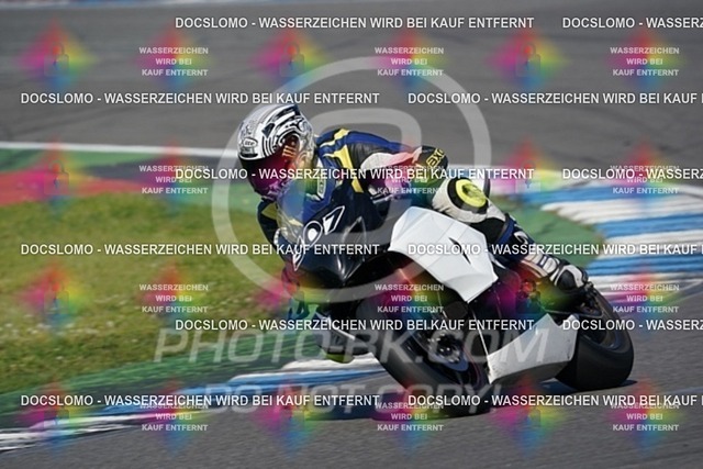 2022_05_09_PBK_17355 | Sportfotografie; SlowMotion; Video; Rennstrecke; Hafeneger; RSE; Speer; Trackday; Motorsportarena; Hockenheimring; Brno; Most; Barcelona; Valencia, Benny; Kaetzmer;