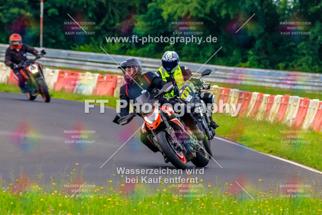 VBK-6686 | Hier findet Ihr Bilder von Touristenfahrten auf der Nürburgring Nordschleife oder von anderen Veranstaltungen die ich besucht habe. Viel Spass beim Durch Schauen 