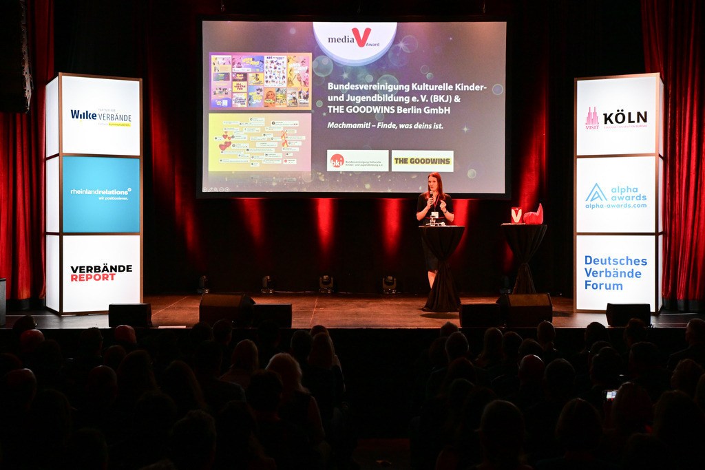 0226Media_V_Award_2025_Foto_Stefan_Wernz | Fotograf Köln - Realisiert mit Pictrs.com