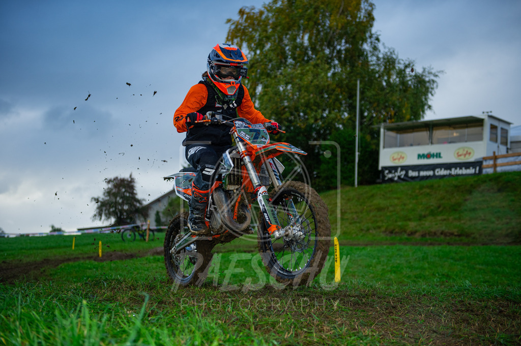 BYR85 (8) | Paeschuphoto Shop - Wer nicht sucht der auch nicht findet.Ob Motocrossbilder oder von einem besuchtem Spiel, Hauptsache Action. - Realisiert mit Pictrs.com