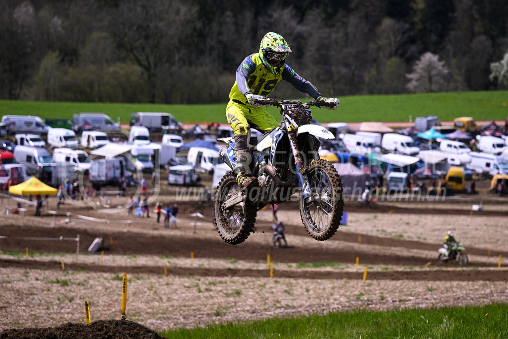 Motocross Schlatt bei Winterthur - 29. April 2023 | #119 Frei Daniel aus Sonnental (CH) auf Husqvarna in der Kategorie Hobby Open am Motocross Schlatt bei Winterthur, 29. April 2023.
Instagram: @mx_schlatt | @mc_wila | @sam_schweiz
Bild: Sportfotografie Markus Aeschimann | www.markus-aeschimann.ch - Realisiert mit Pictrs.com