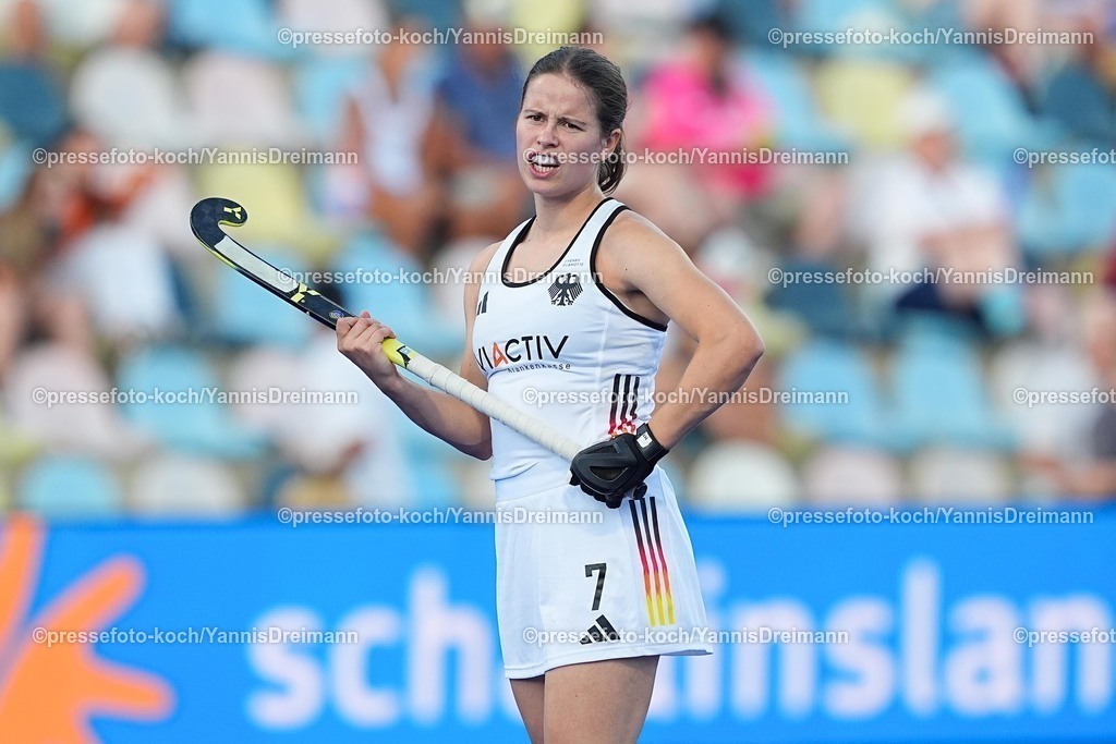xydrx11082503055 | 11.08.2025, xydrx, Frauen EuroHockey Championship 2025, Gruppenphase, Gruppe A, Deutschland - Niederlande, Sparkassenpark Mönchengladbach: Linnea Weidemann (GER #7)