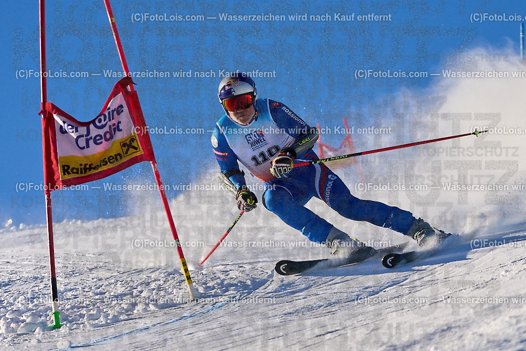 ALP4764_MASTERS-Cup_GS-A Herrn_Trstensky Jan | (C)FotoLois.com, Alois Spandl. FIS Masters-Cup Wildschönau, Giant Slalom auf der Piste Schatzberg GS, Siegerehrung auf dem Dorfplatz Niederau, Sa 13. Januar 2024.