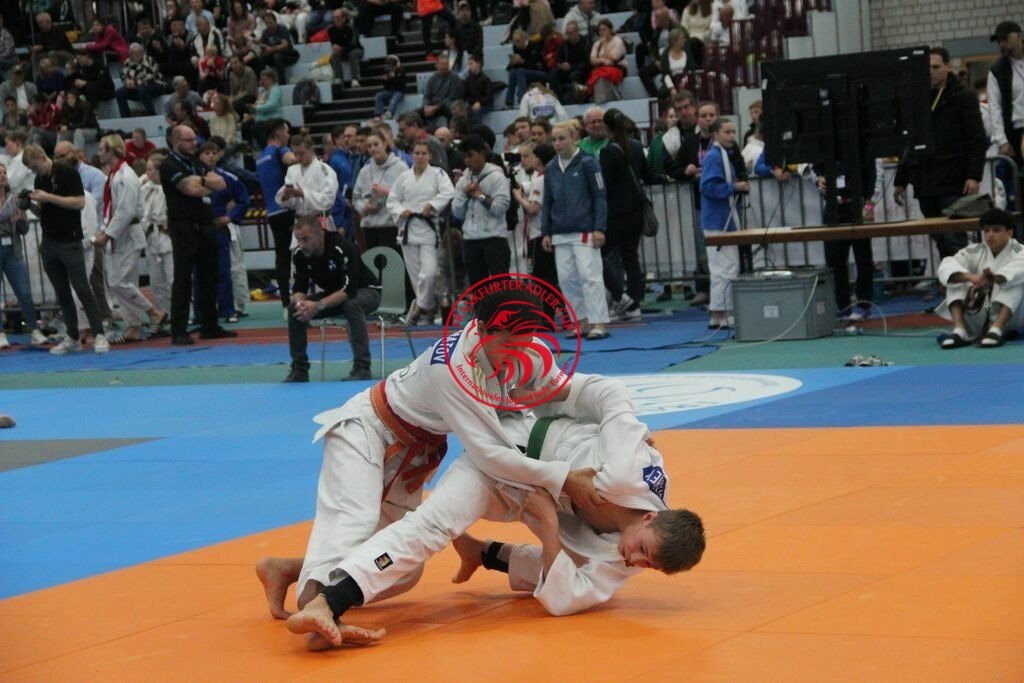 IMG_3472 | Fotos vom Adler Cup - Pictures from Adler Cup

Hier findet Ihr alle Eindrücke und großen Momente der Adler Cup Wochenenden. Here you will find all impressions and great moments of the Adler Cup weekends. - Realisiert mit Pictrs.com