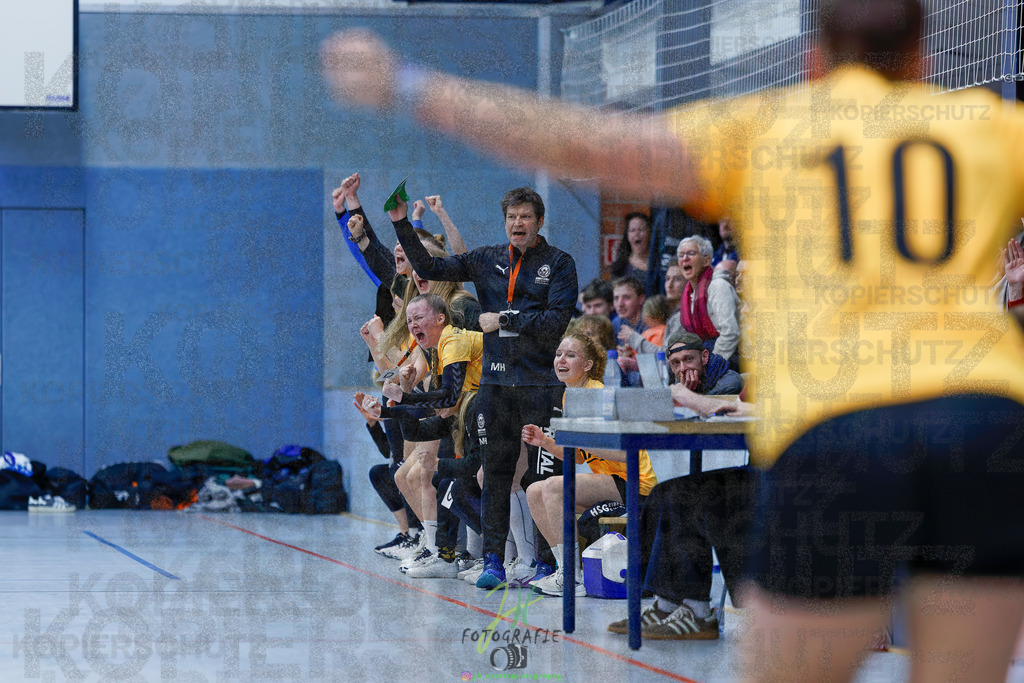 Handball Frauen Oberliga Mitte, HSG Eibelshausen/Ewersbach - HSG Lumdatal | Handball Frauen Oberliga Mitte, HSG Eibelshausen/Ewersbach - HSG Lumdatal am 21.02.2026 in Dietzhölztal-Steinbrücken (Sporthalle am Hammerweiher)Photo © 2026 - Jörg Heinrich - Realisiert mit Pictrs.com