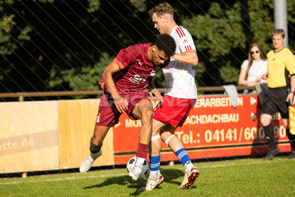 20250928_Picselweb-Fotografie_1R3_2444 | Spielszenen aus dem Spiel VfL Güldenstern Stade - Rotenburger SV. Ergebnis 0:3 - Realisiert mit Pictrs.com