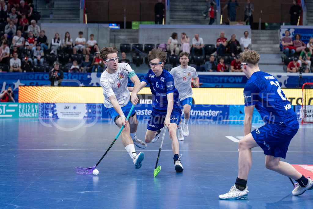 2025 Men's U19 WFC - Finland v Czechia | Šimon Ruber (#11, Czechia) against Viljami Engman (#8, Finland) during 2025 Men's U19 WFC, Switzerland: 04.05.2025, Zürich, Swiss Life Arena.Event page: <a href="https://www.u19wfc2025.ch/">www.u19wfc2025.ch</a>Credit: Markus Aeschimann, <a href="https://markus-aeschimann.ch">markus-aeschimann.ch</a>Instagram: <a href="https://instagram.com/sportfotografie.aeschimann">@sportfotografie.aeschimann</a> - Realisiert mit Pictrs.com