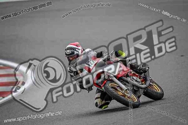 pubi1371 | Professionelle Fotos von Sportveranstaltungen, aber auch Hochzeiten und anderen Events. - Realisiert mit Pictrs.com