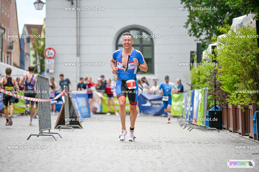 SZI_6271 | Stadttriathlon Erding 2025. #yourpictrs #sportshot_your_pictrs @Sportshotphotography #stadttriathlonerding Copyright: www.sportshot.de