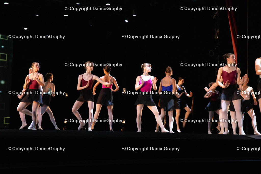 GPHY4648 | DanceGraphy - Realisiert mit Pictrs.com